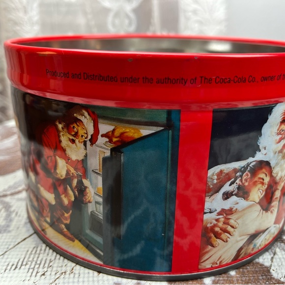 Vintage 90s COCA COLA COKE Christmas Santa Bunte Old Tyme Mix Hard Candy Tin - Picture 11 of 12
